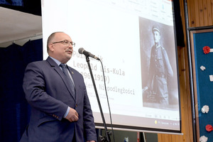 Dr Jacek Magdoń podczas obchodów 125 urodzin płk. Leopolda Lisa-Kuli – Rzeszów, 10 listopada 2021 r. Fot. Piotr Szczepanik