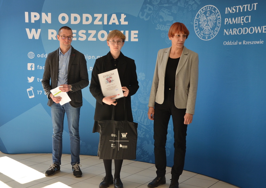 Regionalny półfinał VIII Ogólnopolskiego Konkursu Recytatorskiego „W kręgu poezji i prozy lagrowej więźniarek obozu KL Ravensbrück” – Rzeszów, 18 marca 2022. Fot. K. Gajda-Bator (IPN Rzeszów)