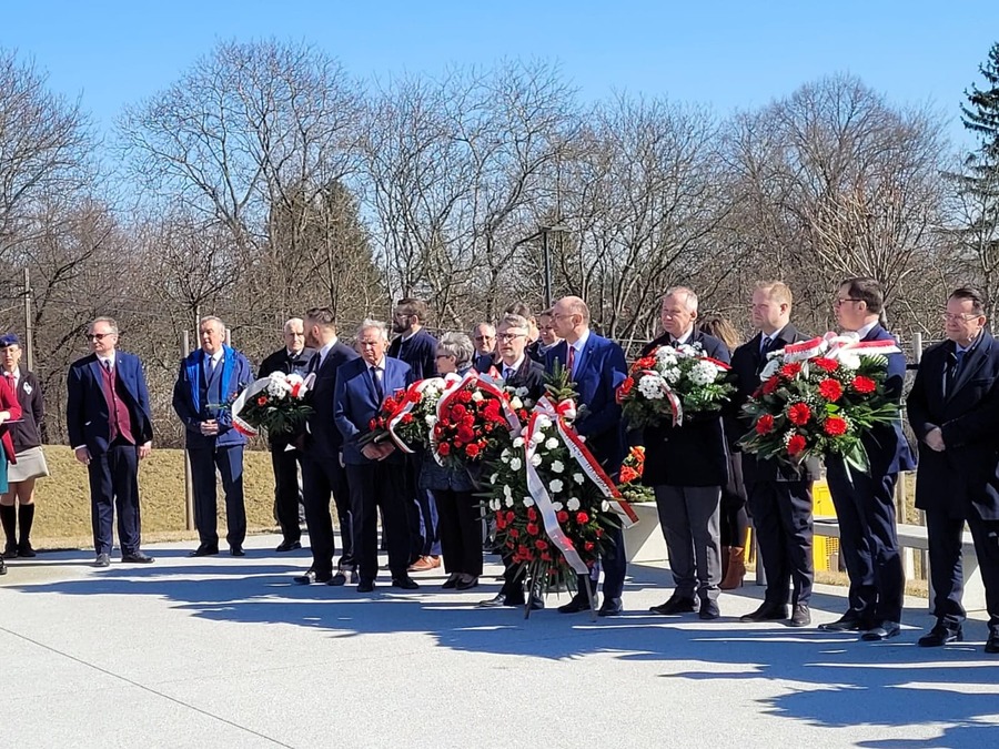 Obchody Narodowego Dnia Pamięci Polaków ratujących Żydów pod okupacją niemiecką w Markowej. Fot. Stanisław Stopyra IPN O/Rzeszów