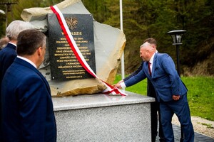 Odsłonięcie obelisku poświęconego pamięci Żołnierzy AK, NZW oraz Lokalnej Samoobronie – Huta  Brzuska, 6 maj 2022 r. Fot. 5 Batalion Strzelców Podhalańskich
