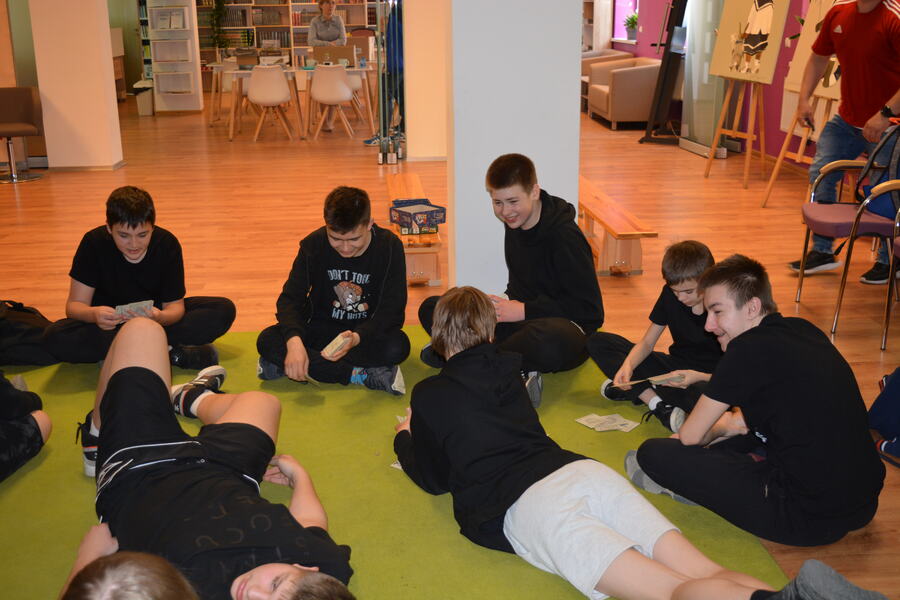 Miś Wojtek – przyjaciel i bohater, zajęcia edukacyjne dla dzieci i młodzieży – Dębica, 16 maja 2022. Fot. Monika Rojek-Kałek