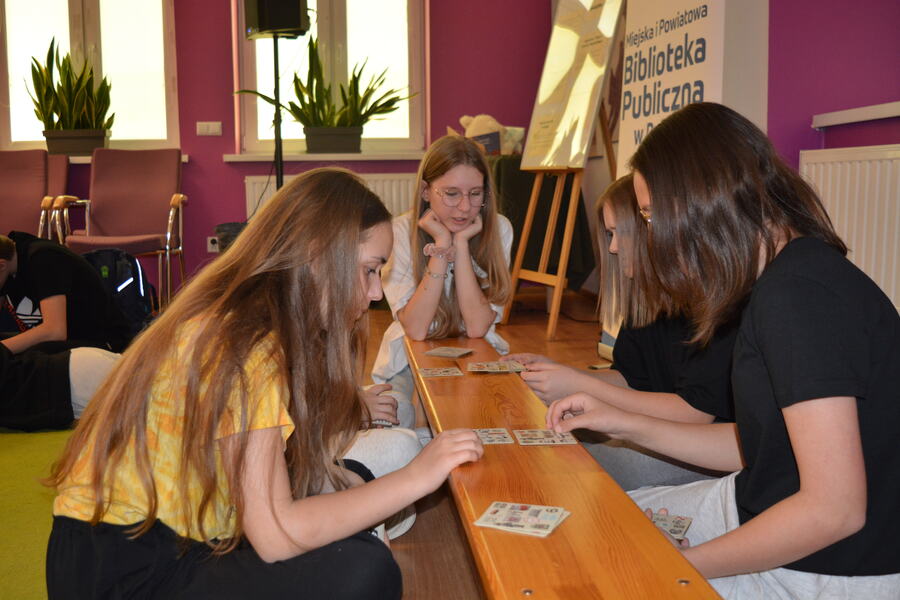 Miś Wojtek – przyjaciel i bohater, zajęcia edukacyjne dla dzieci i młodzieży – Dębica, 16 maja 2022. Fot. Monika Rojek-Kałek