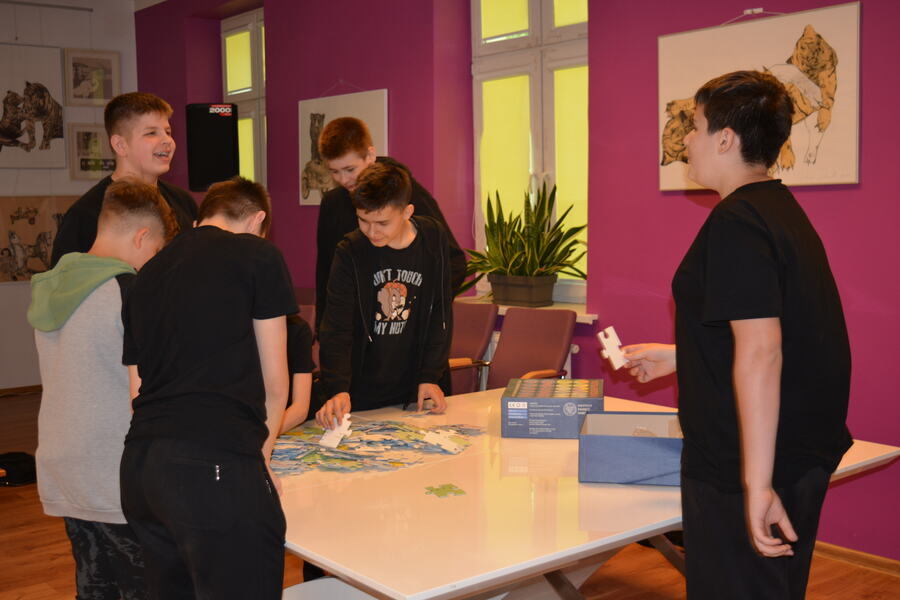 Miś Wojtek – przyjaciel i bohater, zajęcia edukacyjne dla dzieci i młodzieży – Dębica, 16 maja 2022. Fot. Monika Rojek-Kałek