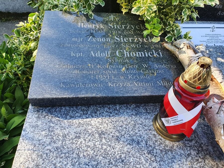 Grobowiec kpr. Adama Chomickiego w Łańcucie.
