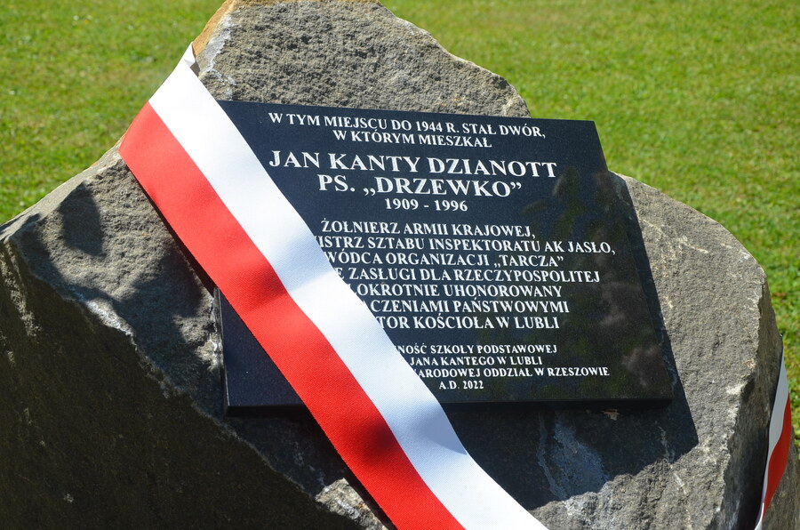 Odsłonięcie tablicy pamięci Jana Kantego Dzianotta – Lubla, 3 czerwca 2022. Fot. Katarzyna Gajda-Bator IPN O/Rzeszów