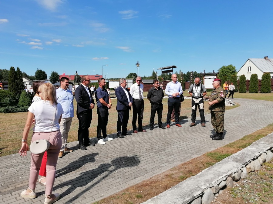 297463782_341249384762726_8848539028653571251_n