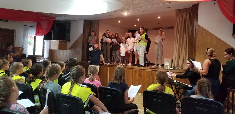 „Z pieśnią przez wieki – historia polskiego hymnu w związku z 200 rocznicą śmierci Józefa Wybickiego” na obozie w Myczkowcach, 23 sierpnia 2022. Fot. Zenon Fajger (IPN)