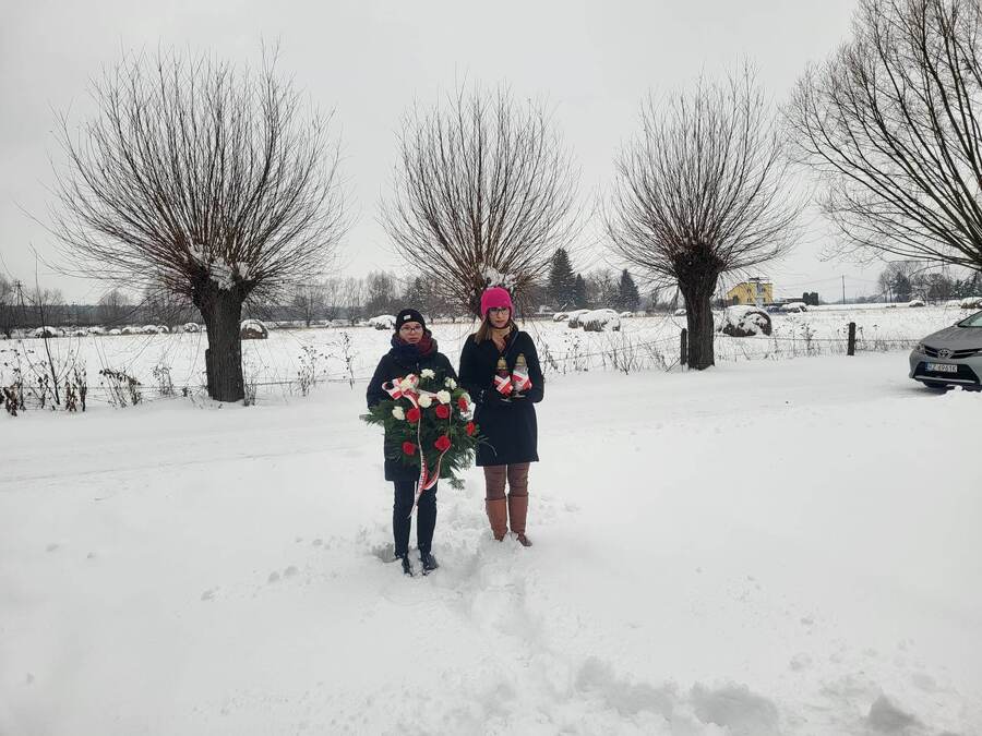 Dzierdziówka obelisk upamiętniający  śp. Zbigniewa Wilka, zamordowanego w Kopalni „Wujek” 16 grudnia 1981 r. Fot. Stanisław Stopyra IPN Rzeszów