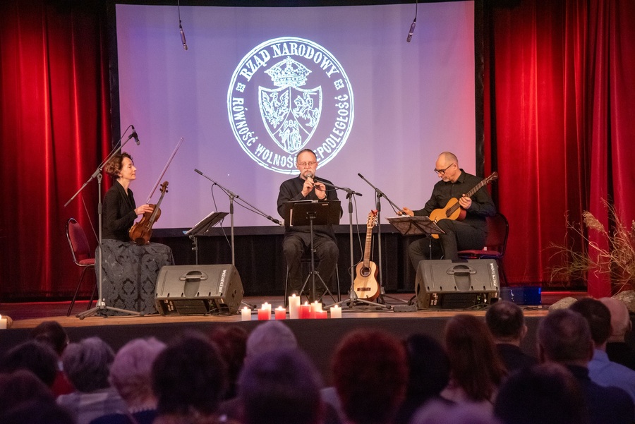 Powstańcza wieczornica w Kolbuszowej – 12 lutego 2023. Fot. Mateusz Starzec (MDK Kolbuszowa)