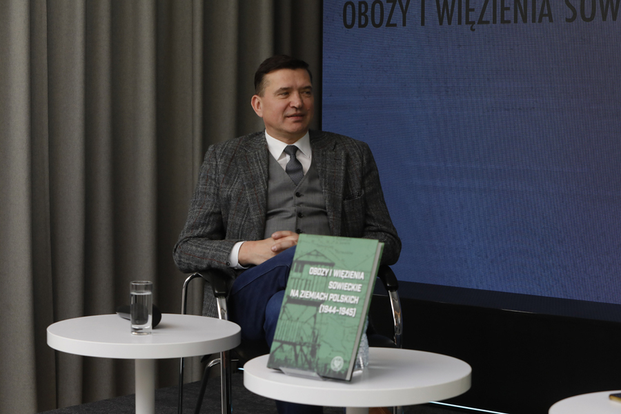 Spotkanie z cyklu „Książki pełne historii" odbyło się w Centralnym Przystanku Historia – Warszawa, 22 lutego 2023. Fot. Piotr Życiński (IPN)