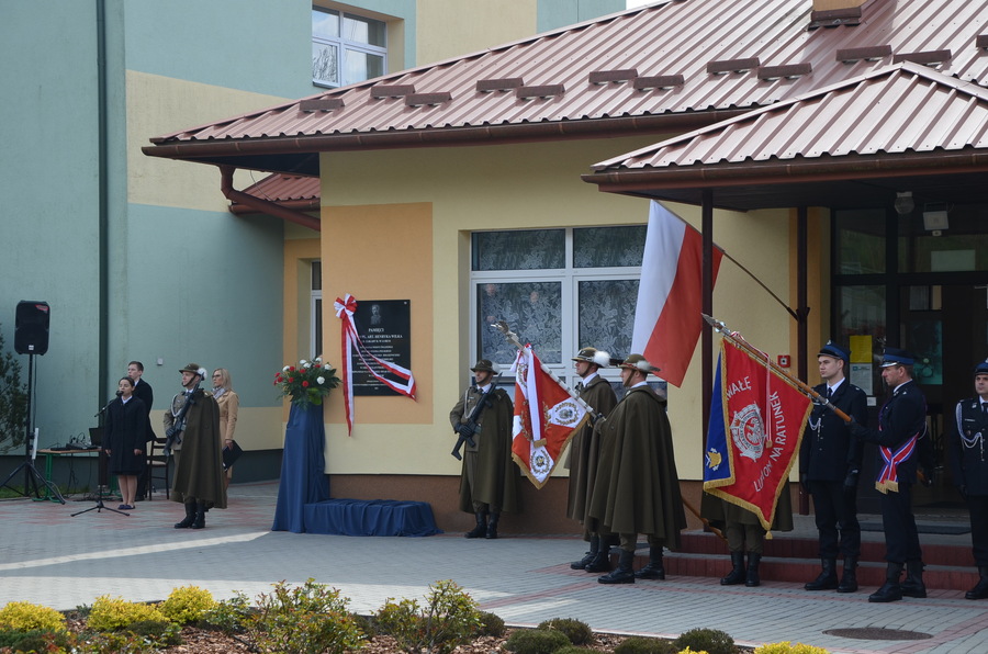 Uroczyste odsłonięcie tablicy poświęconej pamięci kpt. dypl. art. Henryka Wilka – Lubenia, 28 kwietnia 2023. Fot. Katarzyna Gajda-Bator (IPN)