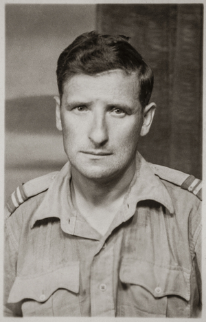 Zdjęcie 009. Kapral Antoni Bąk podczas służby w Pułku Ułanów Karpackich w Brygadzie Strzelców Karpackich, ok. 1940–1942 r.