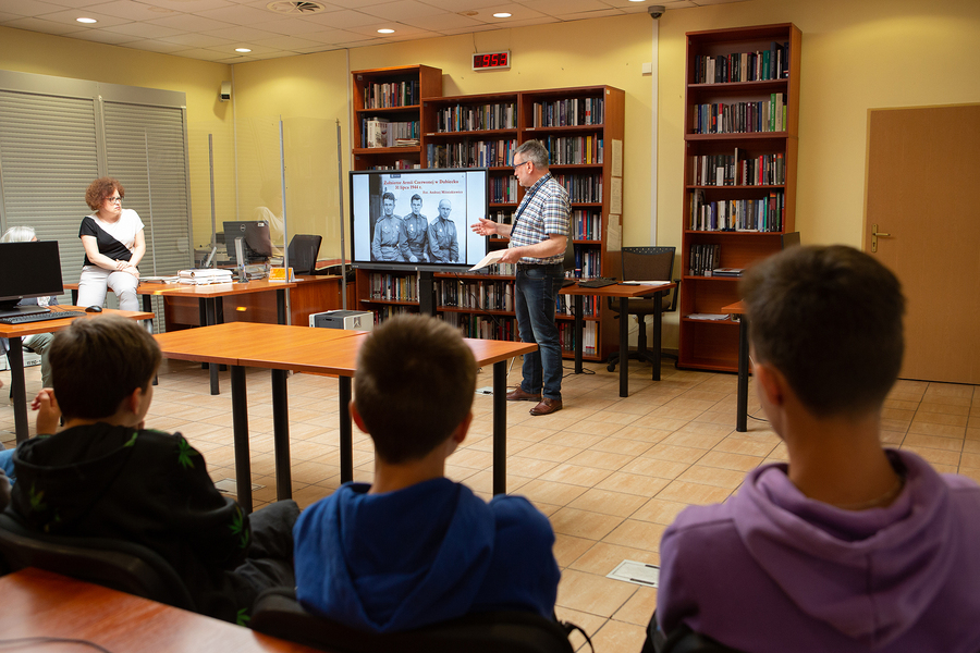 Lekcja archiwalna dla uczniów Szkoły Podstawowej w Białce – Rzeszów, 29 maja 2023 r. Fot. Igor Witowicz (IPN)