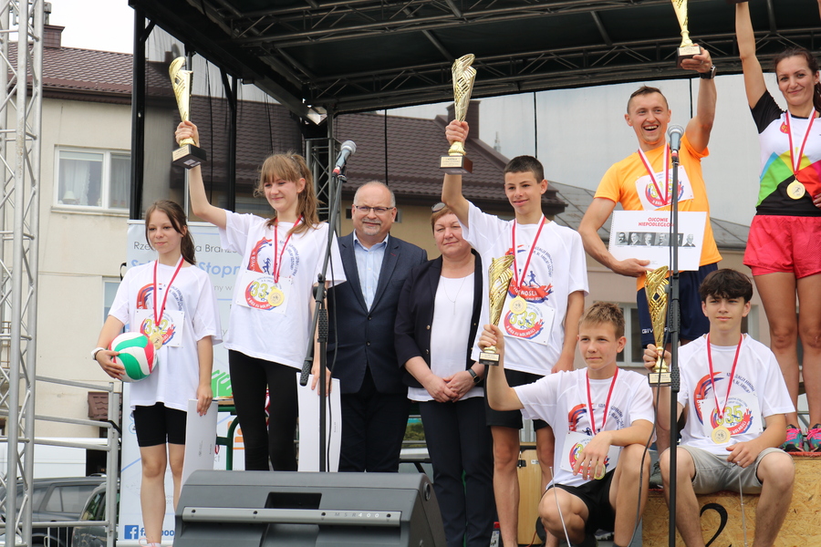 Pobiegli „Ku wolności” – Pilzno, 17 czerwca 2023. Fot. Rzemieślnicza Branżowa Szkoła I Stopnia im. bł. Karoliny Kózkówny w Pilźnie