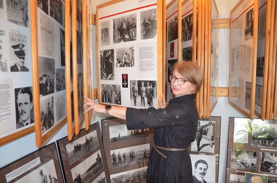 Katarzyna Gajda-Bator w Centrum Pamięci gen. Władysława Sikorskiego – Tuszów Narodowy, 4 lipca 2023. Fot. Piotr Szopa (IPN)