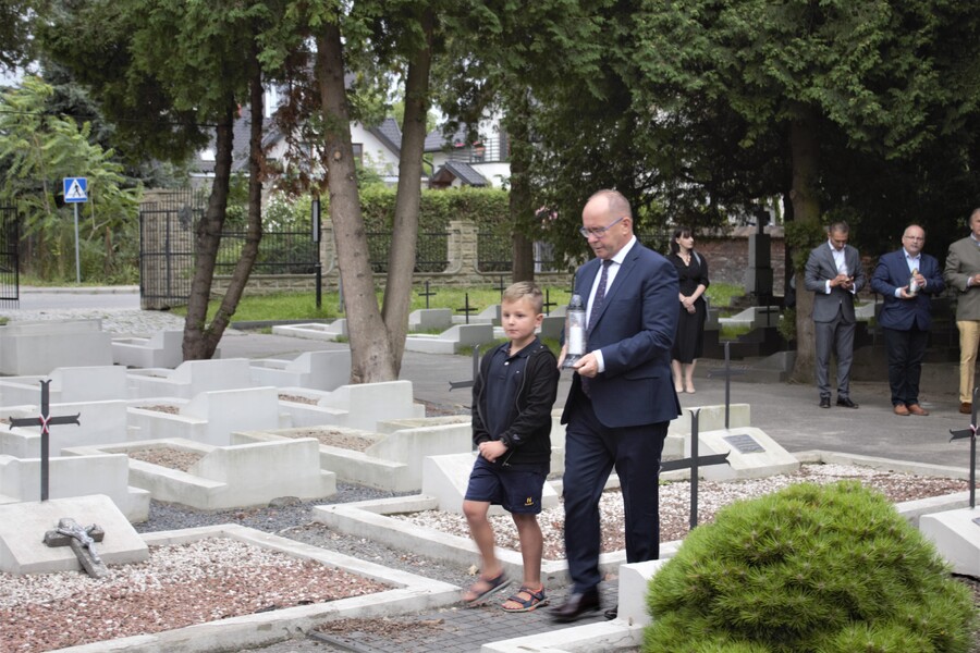 Śladami dziadka - prof. Henryka Dembińskiego „Juliusza” i ojca - prof. Ludwika Dembińskiego wędrował prof. Paweł H. Dembiński z rodziną. Fot. Natalia Chodór