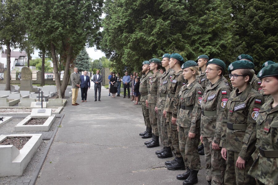 Śladami dziadka - prof. Henryka Dembińskiego „Juliusza” i ojca - prof. Ludwika Dembińskiego wędrował prof. Paweł H. Dembiński z rodziną. Fot. Natalia Chodór