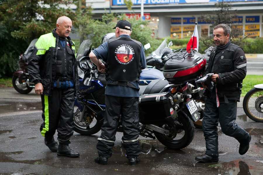 „Edukacyjny Rajd Motocyklowy – odcinek specjalny Katyń 80. rocznica ujawnienia” – Rzeszów,  5 sierpnia 2023. Fot. Barbara Galas