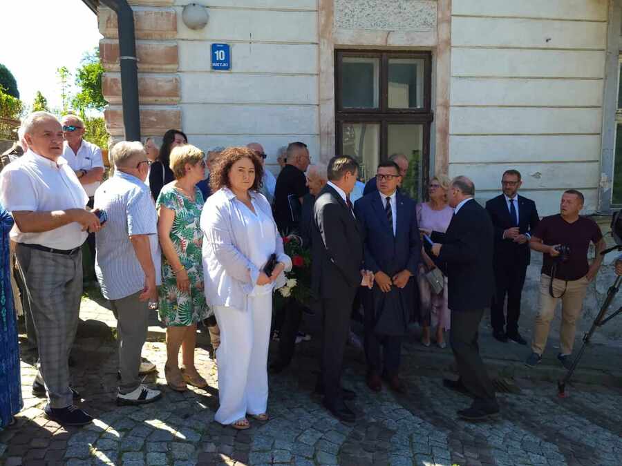 Uroczyste odsłonięcie tablicy pamięci Franciszka Głowacza, Kazimierza Cieszyńskiego, Zbigniewa Kuchcińskiego – Przemyśl, 13 sierpnia 2023. Fot. Maria Rejman (IPN)