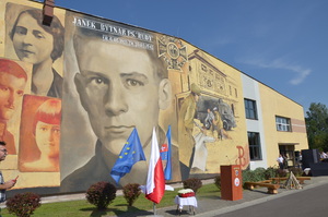 Uroczystość odsłonięcia muralu upamiętniającego Janka Bytnara – Kolbuszowa, 8 września 2023. Fot. Katarzyna Gajda-Bator (IPN)