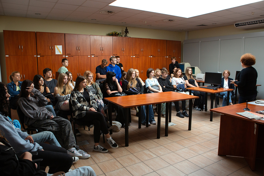 Zajęcia archiwalne i edukacyjne uczniów LO w Kołaczycach w IPN – Rzeszów, 22 września 2023. Fot. Igor Witowicz (IPN)