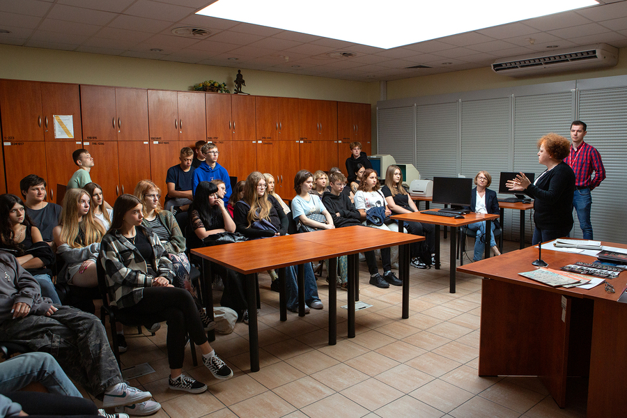 Zajęcia archiwalne i edukacyjne uczniów LO w Kołaczycach w IPN – Rzeszów, 22 września 2023. Fot. Igor Witowicz (IPN)