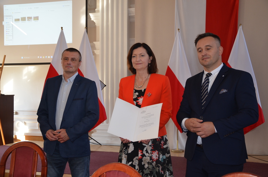 Wręczenie dr Ewie Leniart aktu powołania na członka Komitetu Ochrony Pamięci Walk i Męczeństwa – Rzeszów, 29 września 2023. Fot. Katarzyna Gajda-Bator