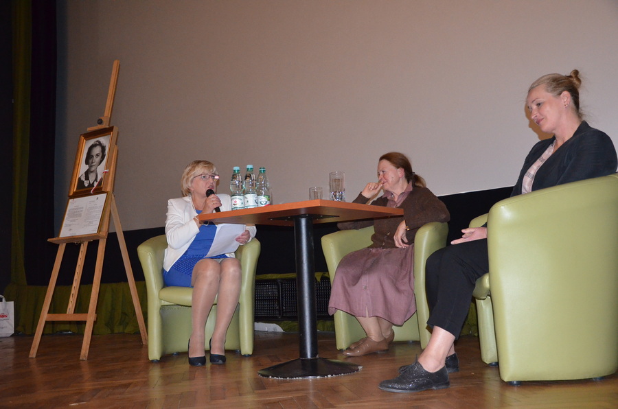 Projekcja filmu „Błogosławiona” oraz spotkanie z Wandą Różycką-Zborowską, reżyser filmu i Natalią Tułasiewicz-Wala krewną Błogosławionej – Rzeszów, 11 października 2023. Fot. Katarzyna Gajda-Bator (IPN)