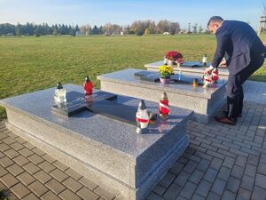 Kwaterze Żołnierzy Niezłomnych na Cmentarzu Komunalnym Wilkowyja w Rzeszowie – 31 października 2023. Fot. Piotr Szopa (IPN)