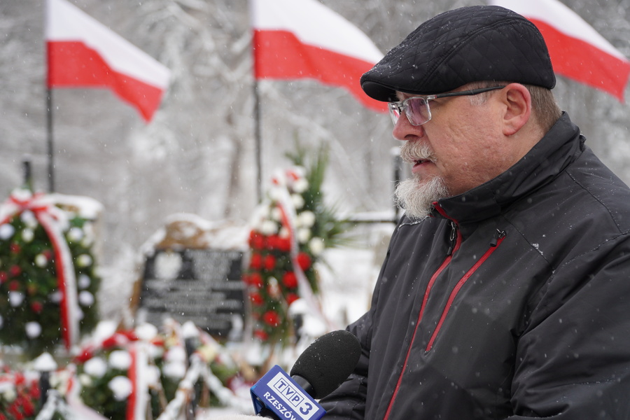 Uroczystość odsłonięcia obelisku upamiętniającego braci Deców – Grzegorzówka, 3 grudnia 2023 (fot. M. Bukała)