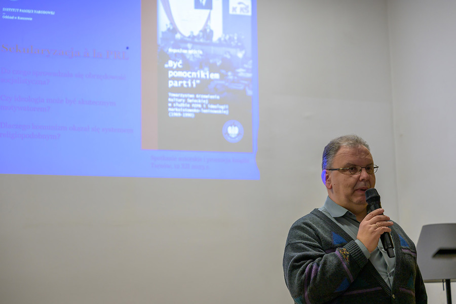 Promocja książki dr Bogusława Wójcika „Być pomocnikiem partii”– Tarnów, 12 grudnia 2023.Fot. Paweł Topolski.