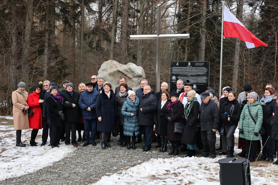 Obchody 50. rocznicy śmierci ppłk. Józefa Maciołka i odsłonięcie pomnika upamiętniającego żołnierzy AK – Futoma, 17 grudnia 2023. Fot. Katarzyna Gada-Bator (IPN)