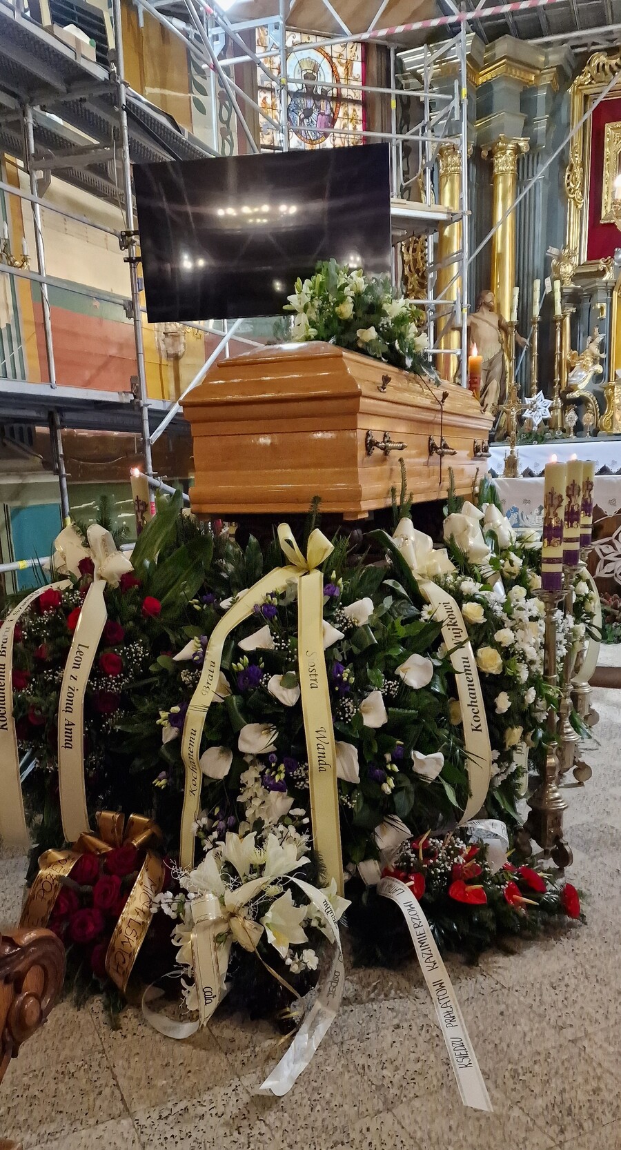 Uroczystości pogrzebowe śp. ks. prał. płk. Kazimierza Latawca – Gawłuszowice, 30 grudnia 2023. Fot. Łukasz Przybyło