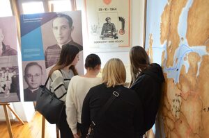 Prezentacja wystawy „Polacy ratujący Żydów w czasie II wojny światowej” – Leżajsk, 17 stycznia 2024. Fot. Muzeum Ziemi Leżajskiej.