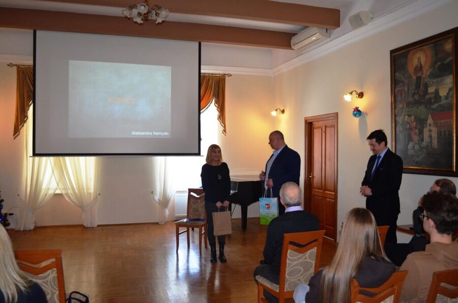 Prezentacja wystawy „Polacy ratujący Żydów w czasie II wojny światowej” – Leżajsk, 17 stycznia 2024. Fot. Muzeum Ziemi Leżajskiej.