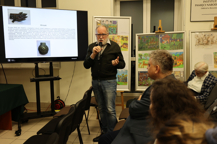 Prezentacja książki „Być pomocnikiem partii”. Towarzystwo Krzewienia Kultury Świeckiej w służbie PZPR i ideologii marksistowsko - leninowskiej – Rzeszów, 23 stycznia 2024. Fot. Katarzyna Gajda-Bator