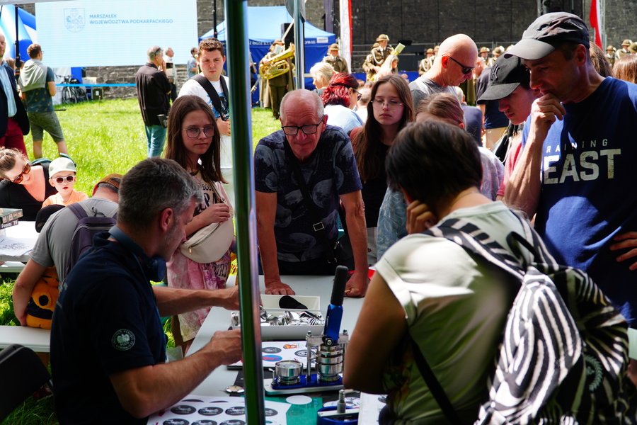 Dzień Flagi Rzeczypospolitej Polskiej i Podkarpacki Festiwal Patriotyczny im. mjr. Adama Kowalskiego – Rzeszów, 2 maja 2024. Fot. Marcin Bukała (IPN)