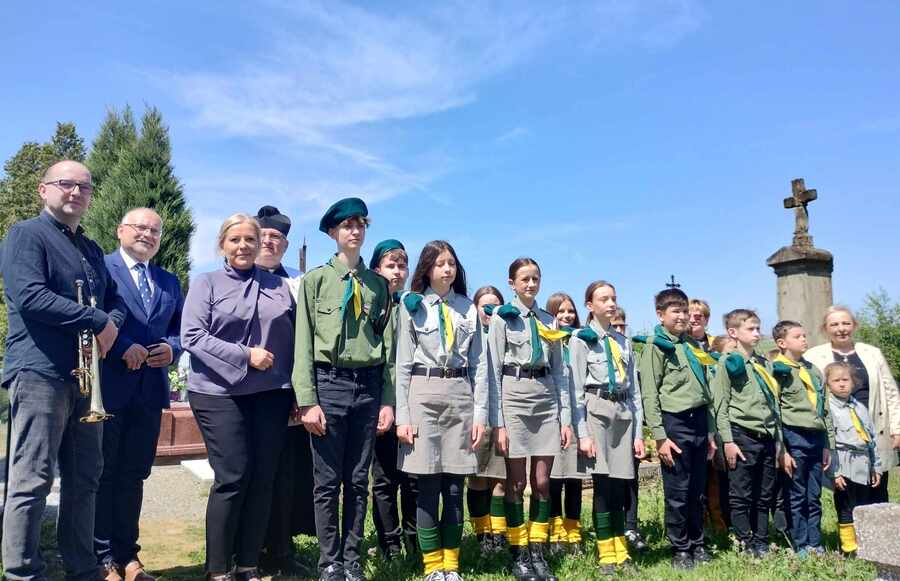 Obchody 80. rocznicy bitwy o Monte Cassino – Wielopole Skrzyńskie, 18 maja 2024. Anna Walczyk, Sylwia Zapał