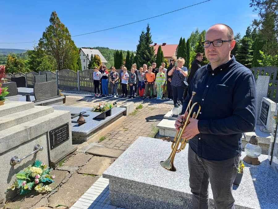 Obchody 80. rocznicy bitwy o Monte Cassino – Wielopole Skrzyńskie, 18 maja 2024. Anna Walczyk, Sylwia Zapał