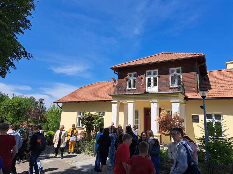 Obchody 80. rocznicy bitwy o Monte Cassino – Wielopole Skrzyńskie, 18 maja 2024. Anna Walczyk, Sylwia Zapał